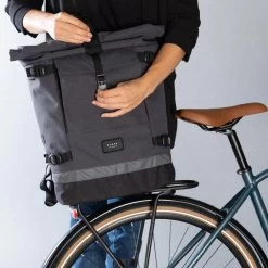 SAC A DOS VELO POUR PORTE BAGAGES SIMPLE 1X25L -Fishing Shop sac a dos velo pour porte bagages simple 1x25l 7