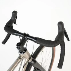 VELO GRAVEL TRIBAN GRVL 900 HOMME Cadre Titane 21 VELO GRAVEL TRIBAN GRVL 900 HOMME Cadre Titane -Fishing Shop velo gravel triban grvl 900 homme cadre titane 9