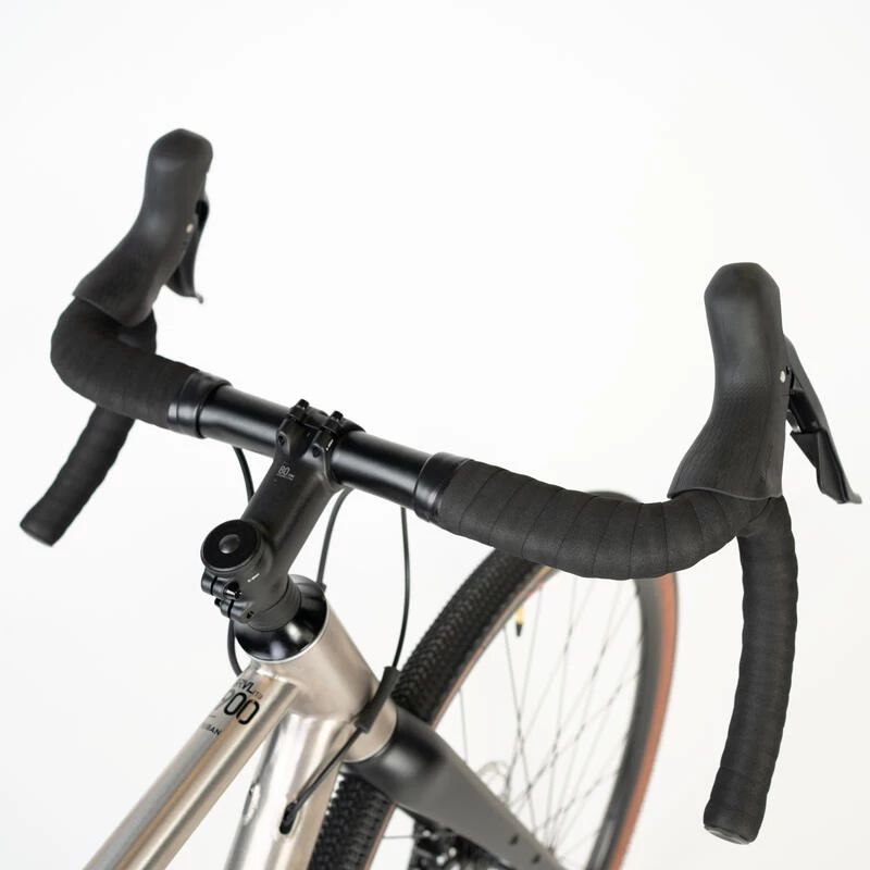 VELO GRAVEL TRIBAN GRVL 900 HOMME Cadre Titane 12 VELO GRAVEL TRIBAN GRVL 900 HOMME Cadre Titane – Image 10